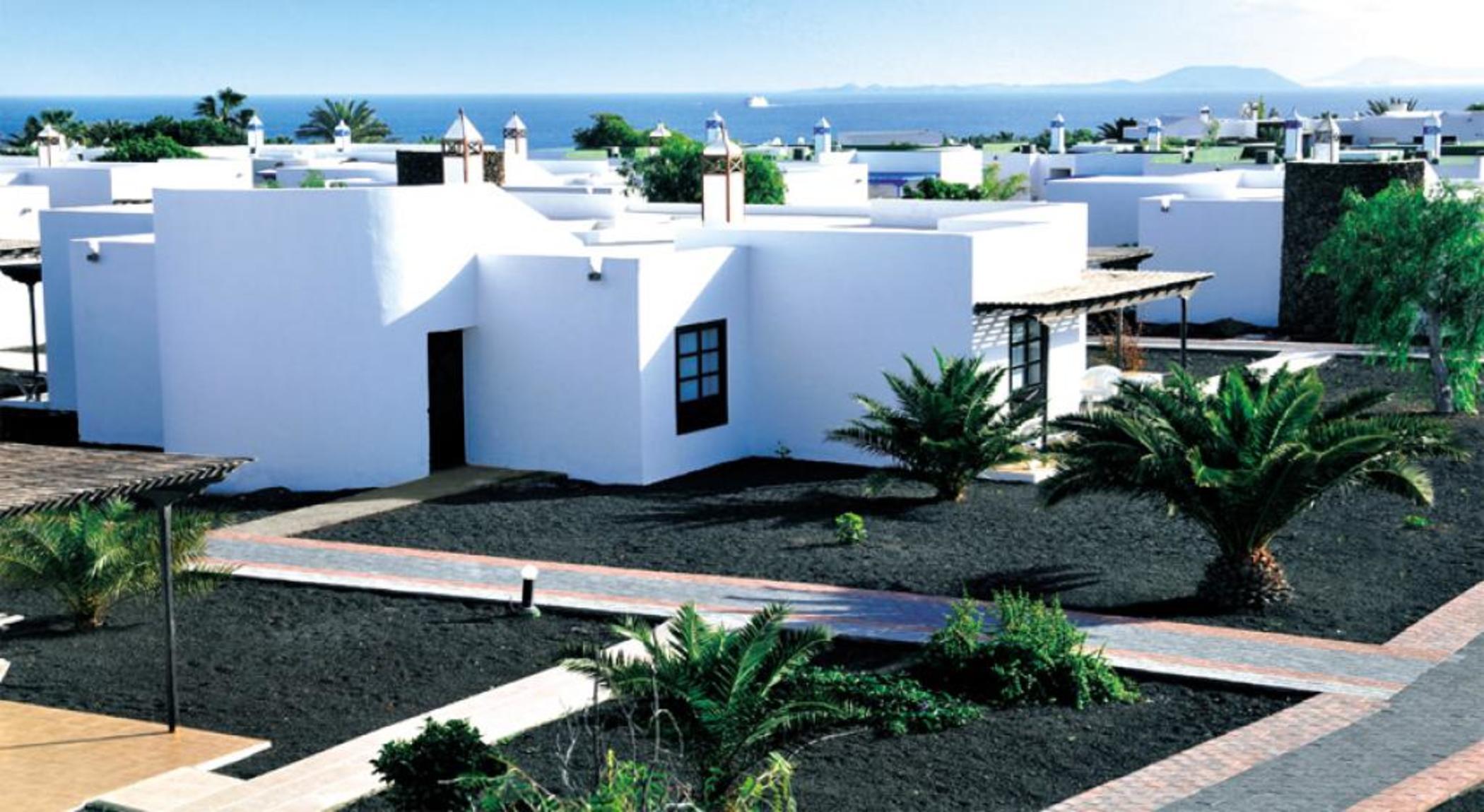 Elba Premium Suites - Adults Only Playa Blanca  Exterior photo